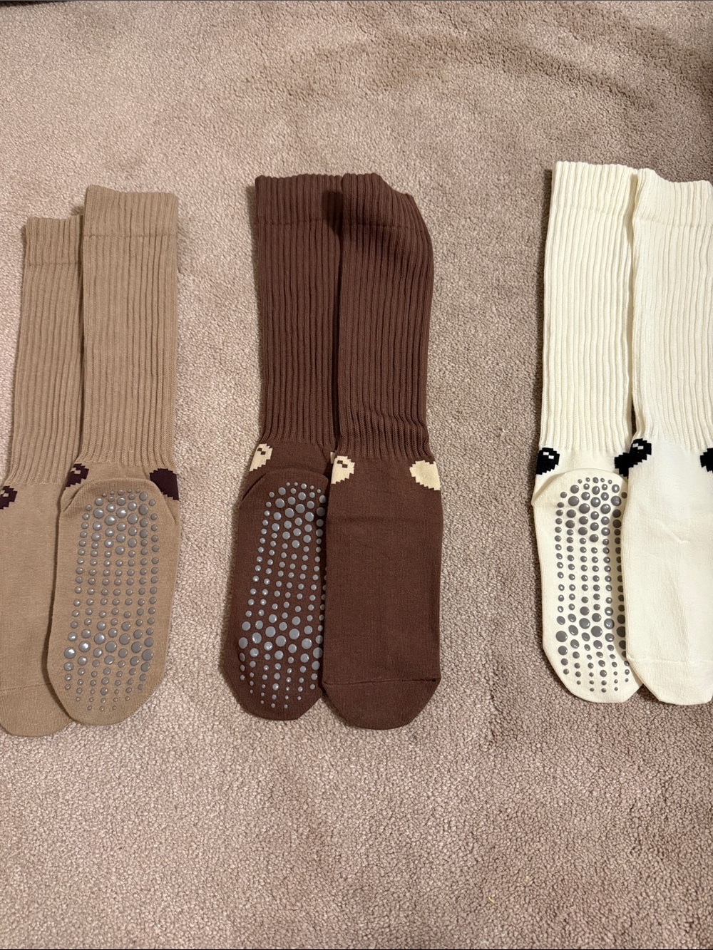 NEVER WORN Ribbed Grip Socks - Brown, Tan, Cream